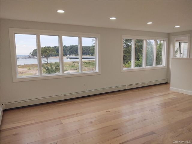 16 The Boulevard, Sea Cliff, NY 11579