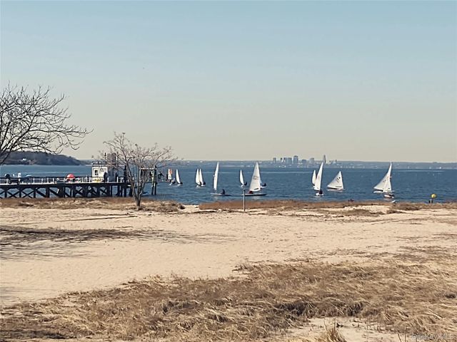 16 The Boulevard, Sea Cliff, NY 11579