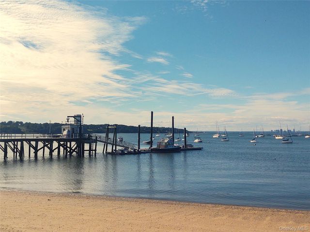 16 The Boulevard, Sea Cliff, NY 11579