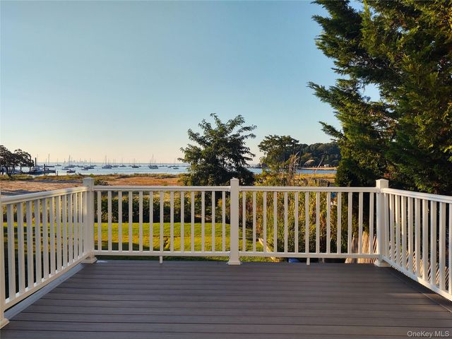 16 The Boulevard, Sea Cliff, NY 11579
