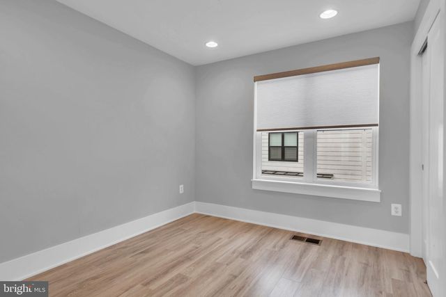 11326 EMERALD PARK RD, Potomac, MD 20854