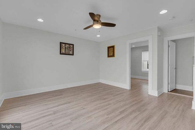 11326 EMERALD PARK RD, Potomac, MD 20854