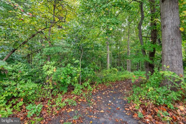 11326 EMERALD PARK RD, Potomac, MD 20854