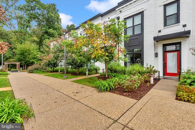 11326 EMERALD PARK RD, Potomac, MD 20854