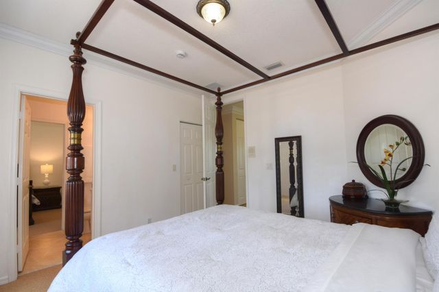 9891 Via Bernini, Lake Worth, FL 33467