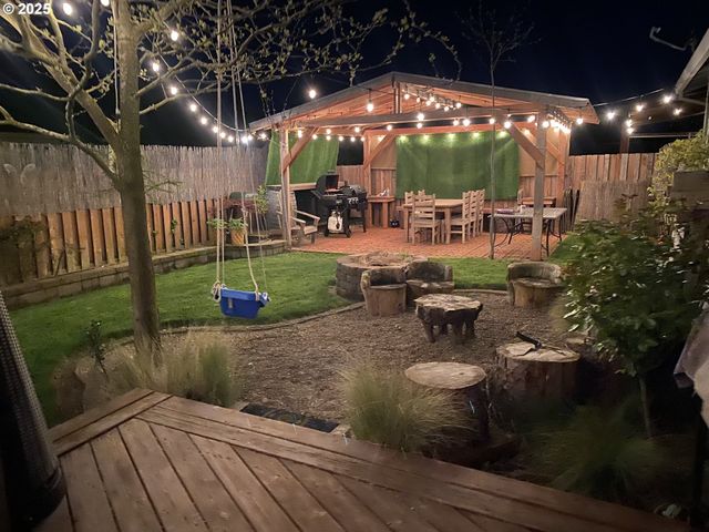 2922 OXFORD St, Woodburn, OR 97071