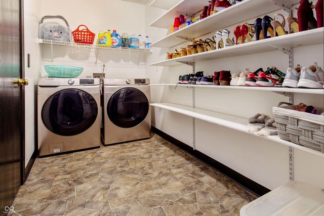 931 Lionshead Lane, Greenwood, IN 46143