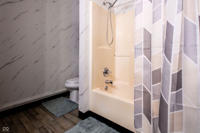 931 Lionshead Lane, Greenwood, IN 46143