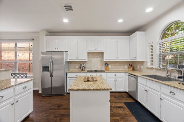 3245 White Spruce Drive, Frisco, TX 75033