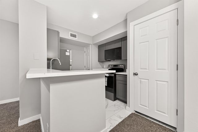 2800 Jeanetta Street 1602, Houston, TX 77063
