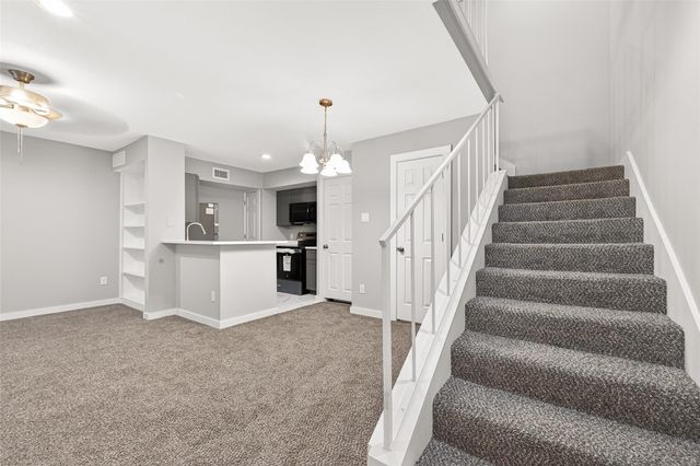 2800 Jeanetta Street 1602, Houston, TX 77063
