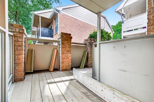 2800 Jeanetta Street 1602, Houston, TX 77063