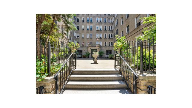 811 Walton Ave Apt E18, New York City, NY 10451