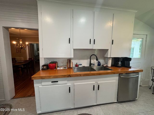 217 N Howard Street, Chadbourn, NC 28431