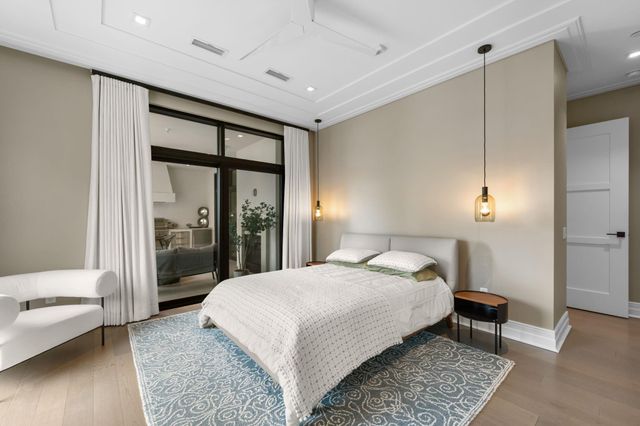 6017 Memorial Drive 305, Houston, TX 77007