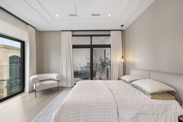 6017 Memorial Drive 305, Houston, TX 77007