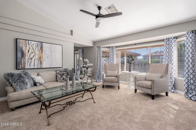 1393 E MEAD Drive, Chandler, AZ 85249