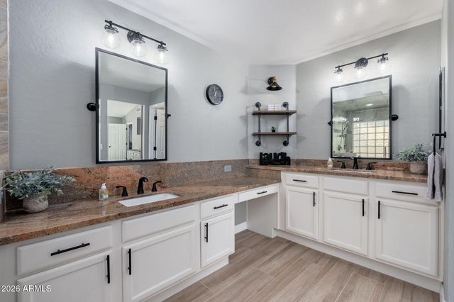 1393 E MEAD Drive, Chandler, AZ 85249