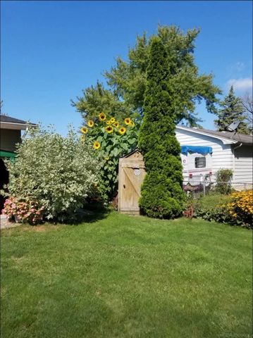 2336 N Irish Road, Davison Twp, MI 48423