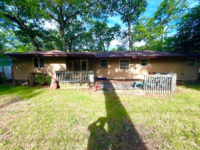 3488 W Manitou Circle, Norton Shores City, MI 49441