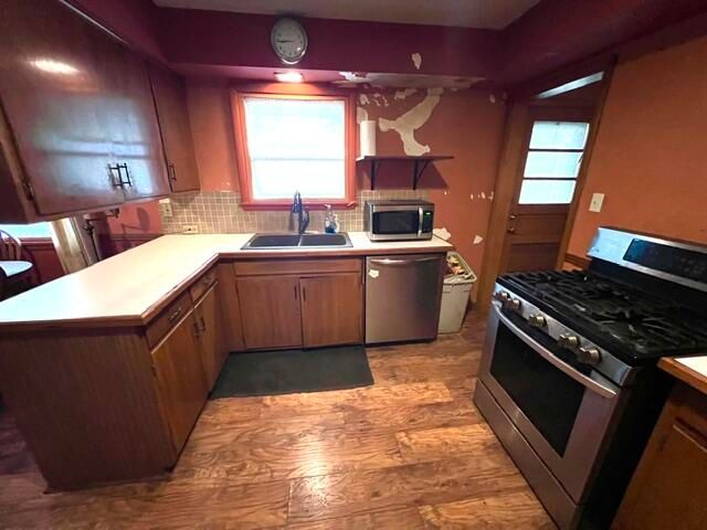 3488 W Manitou Circle, Norton Shores City, MI 49441