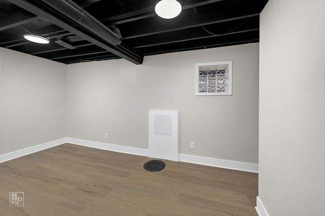 8420 S Carpenter Street, Chicago, IL 60620