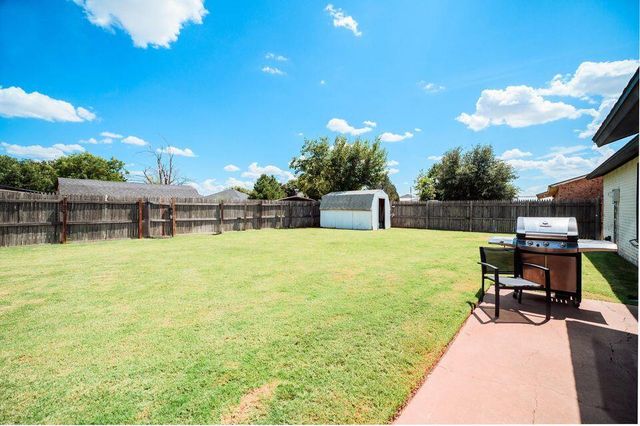 2914 Kermit Street, Plainview, TX 79072