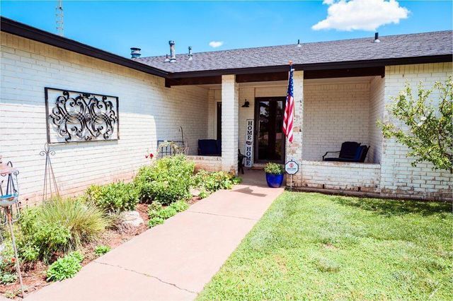 2914 Kermit Street, Plainview, TX 79072