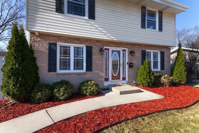 8741 W Dallas STREET, Milwaukee, WI 53224