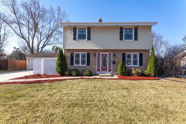 8741 W Dallas STREET, Milwaukee, WI 53224