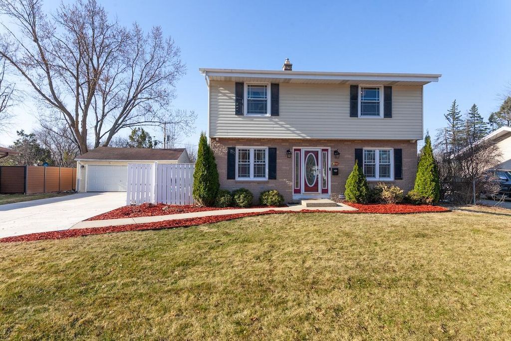 8741 W Dallas STREET, Milwaukee, WI 53224