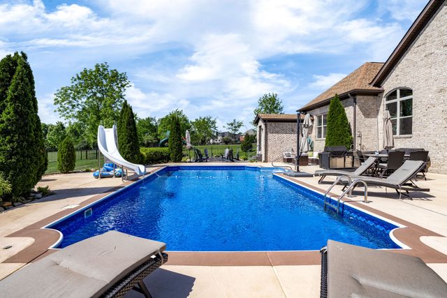 106 Nogs Gdn, Gallatin, TN 37066