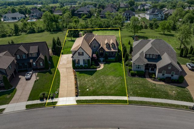 106 Nogs Gdn, Gallatin, TN 37066