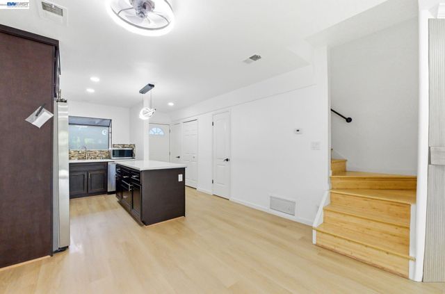 10439 Mary Ave, Cupertino, CA 95014