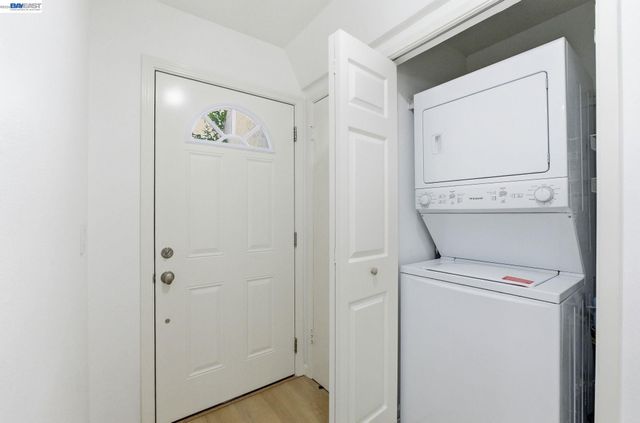 10439 Mary Ave, Cupertino, CA 95014