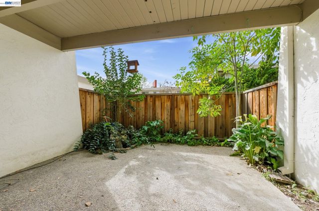 10439 Mary Ave, Cupertino, CA 95014