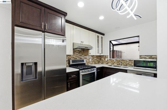 10439 Mary Ave, Cupertino, CA 95014