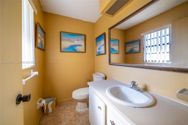 6337 SW 32nd St, Miramar, FL 33023