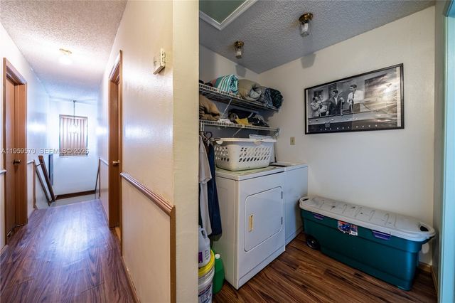 6337 SW 32nd St, Miramar, FL 33023