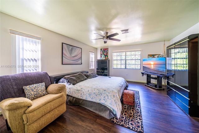 6337 SW 32nd St, Miramar, FL 33023