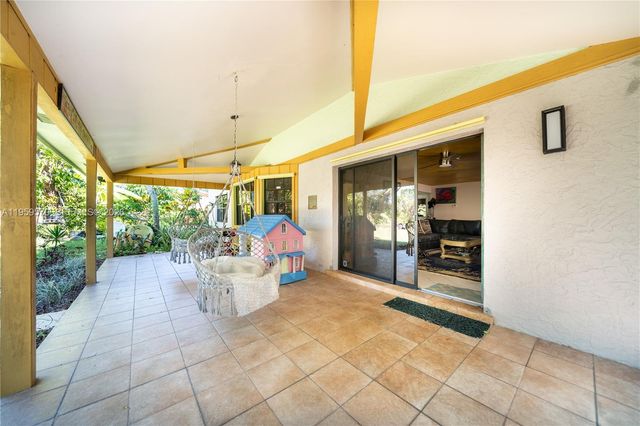 6337 SW 32nd St, Miramar, FL 33023