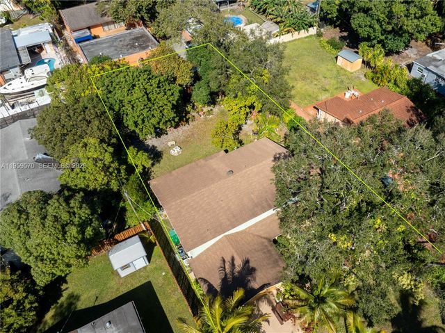 6337 SW 32nd St, Miramar, FL 33023