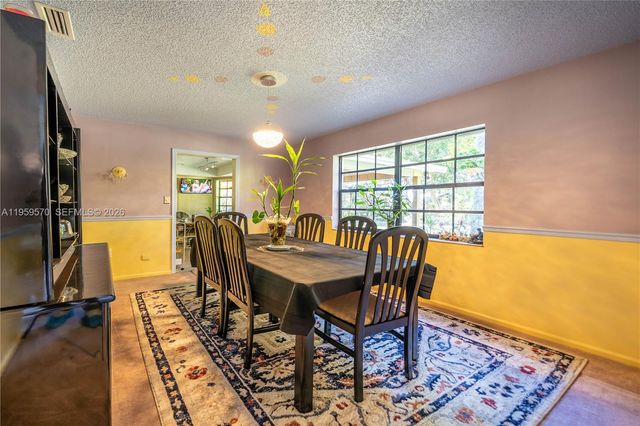 6337 SW 32nd St, Miramar, FL 33023