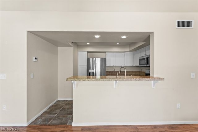 7950 West Flamingo Road 2142, Las Vegas, NV 89147