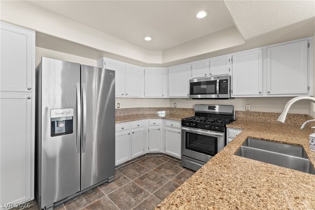 7950 West Flamingo Road 2142, Las Vegas, NV 89147