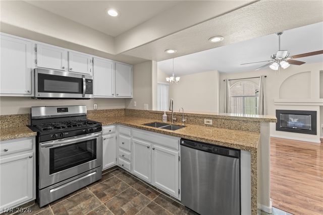 7950 West Flamingo Road 2142, Las Vegas, NV 89147