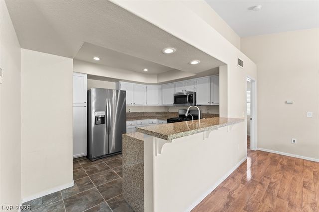 7950 West Flamingo Road 2142, Las Vegas, NV 89147