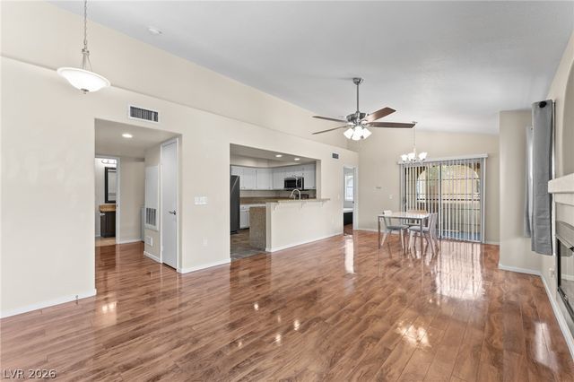 7950 West Flamingo Road 2142, Las Vegas, NV 89147