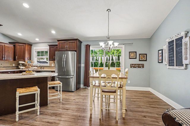 2560 Huron Trail 7, Muskegon, MI 49445