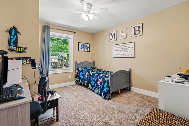 2560 Huron Trail 7, Muskegon, MI 49445